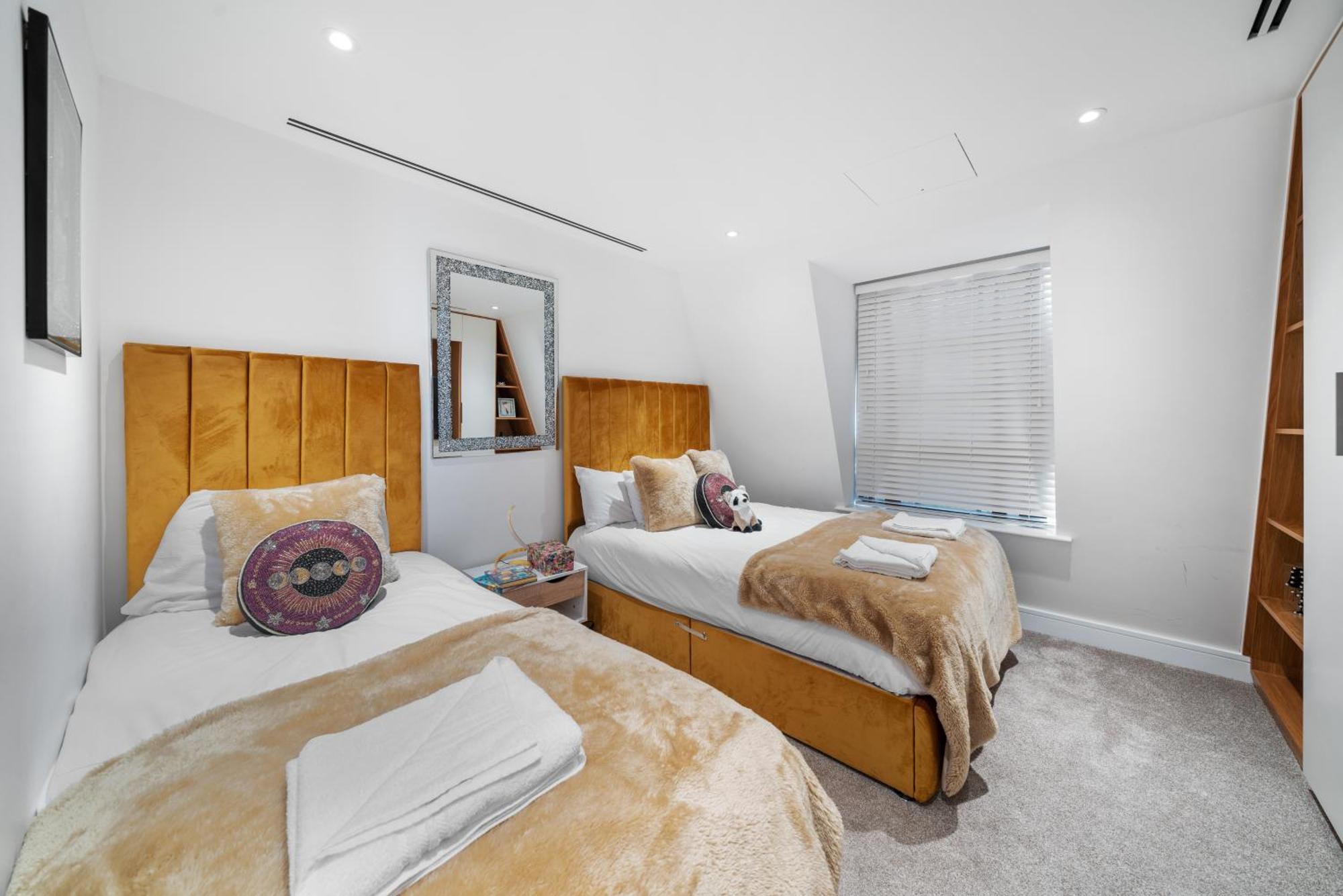 Marble Arch Luxury 3-bedroom Penthouse Haven 73 * Londen
