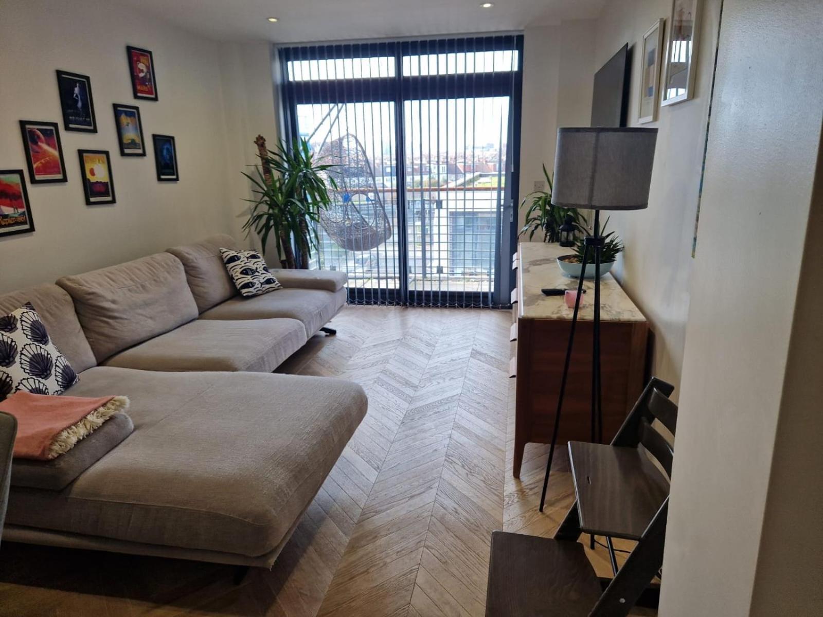 Cosy 1 Bedroom With Balcony Near Chiswick Londen