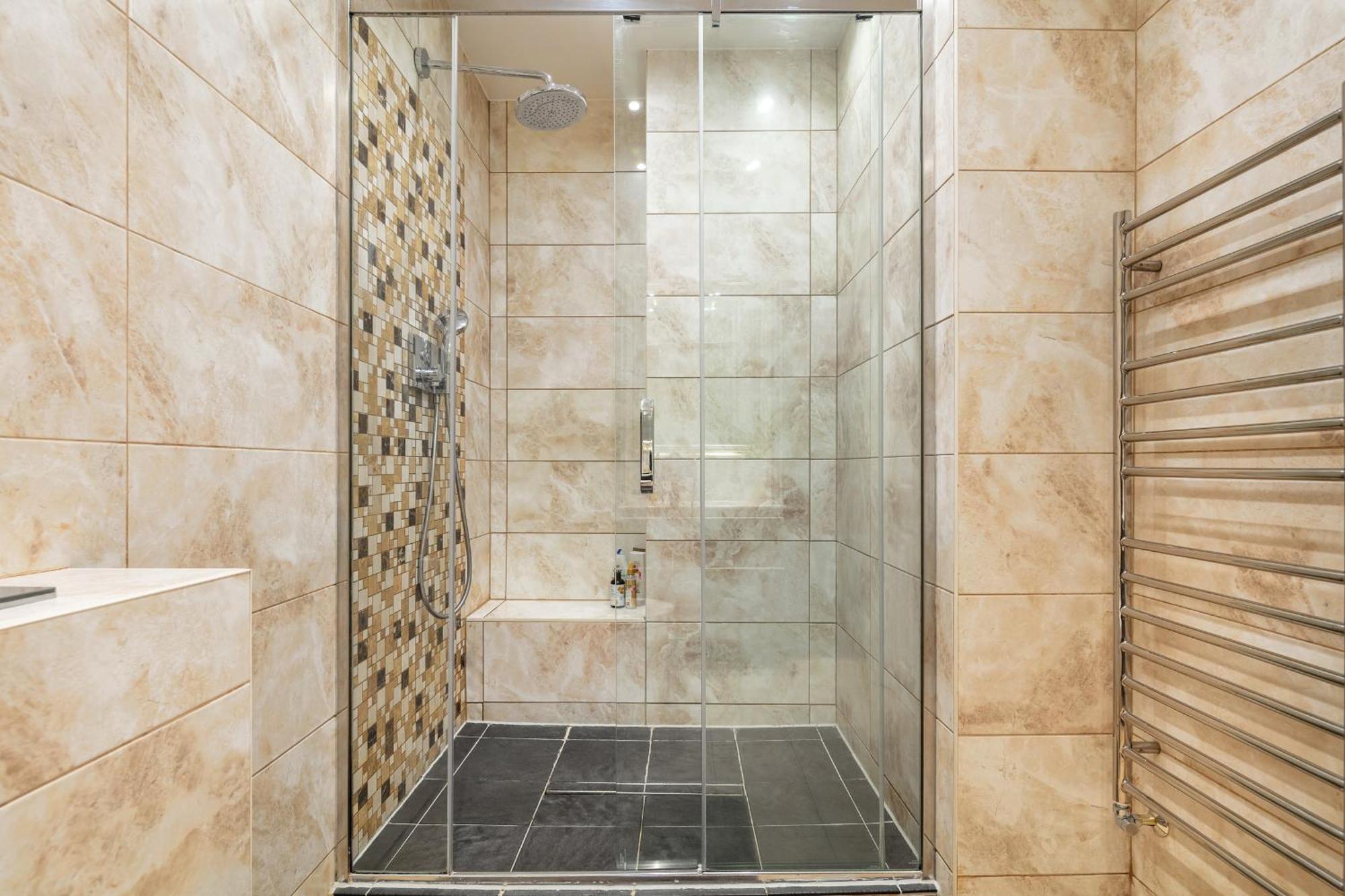 Stylish Hampstead Flat With Character And Charm * Londen
