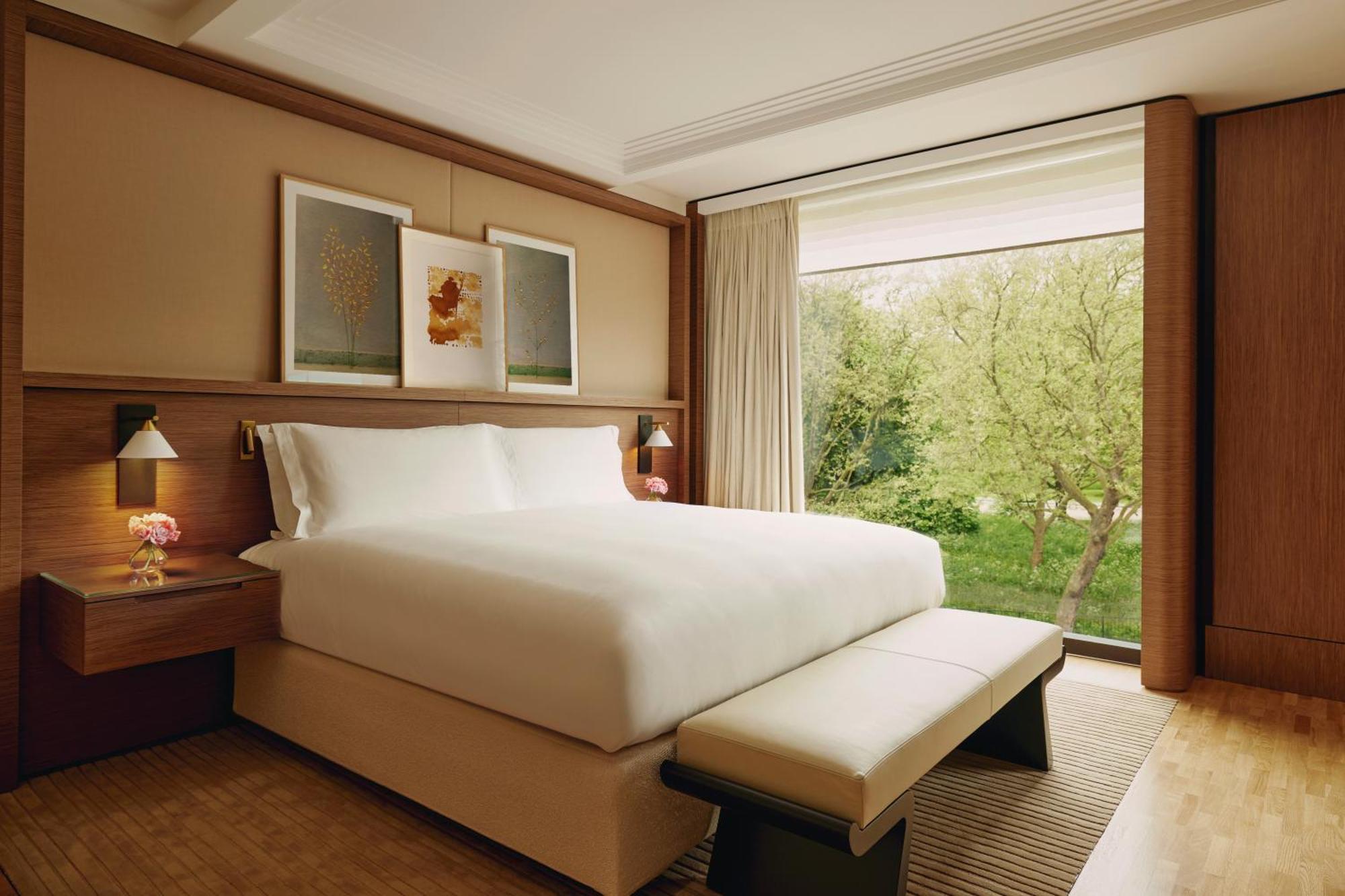 The Emory, Maybourne Collection Hotell
