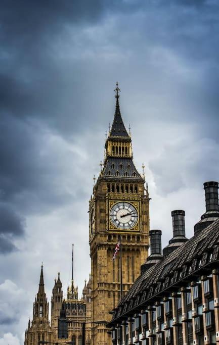 Homey Flat In Heart Of * Londen
