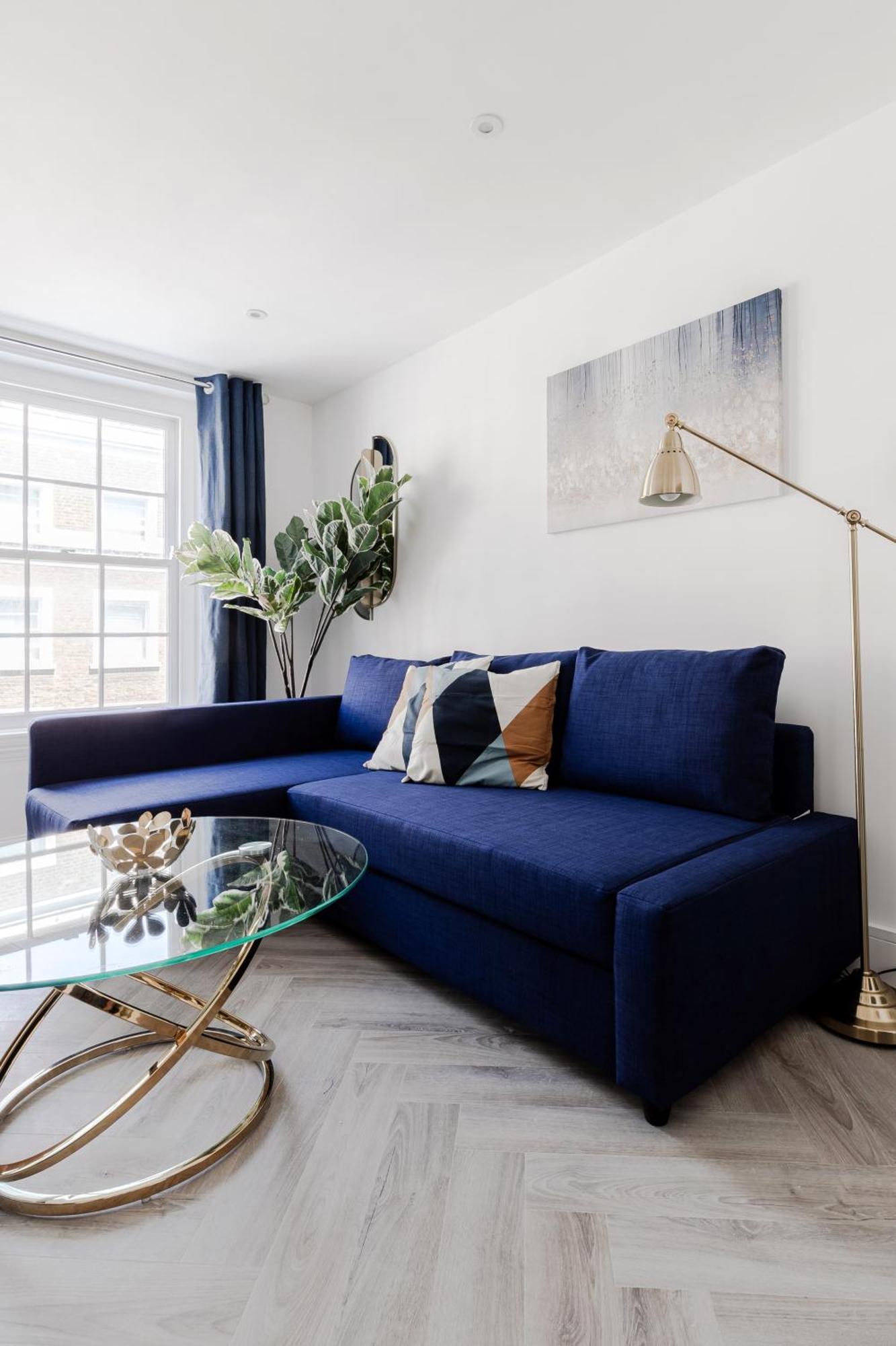 Comfortable Near Harrods *