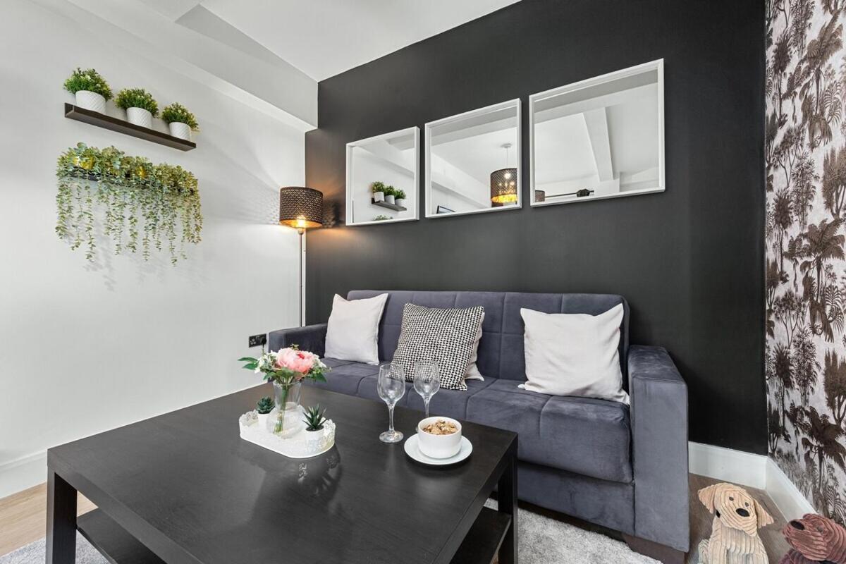Luxury, Relaxing Apartment! 2 Mins From Paddington Station! Leilighet *