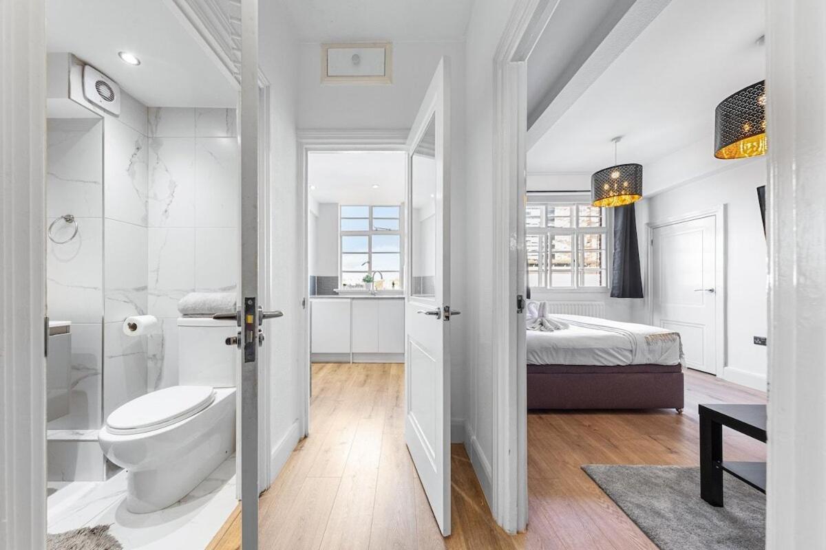 Luxury, Relaxing Apartment! 2 Mins From Paddington Station! Leilighet *