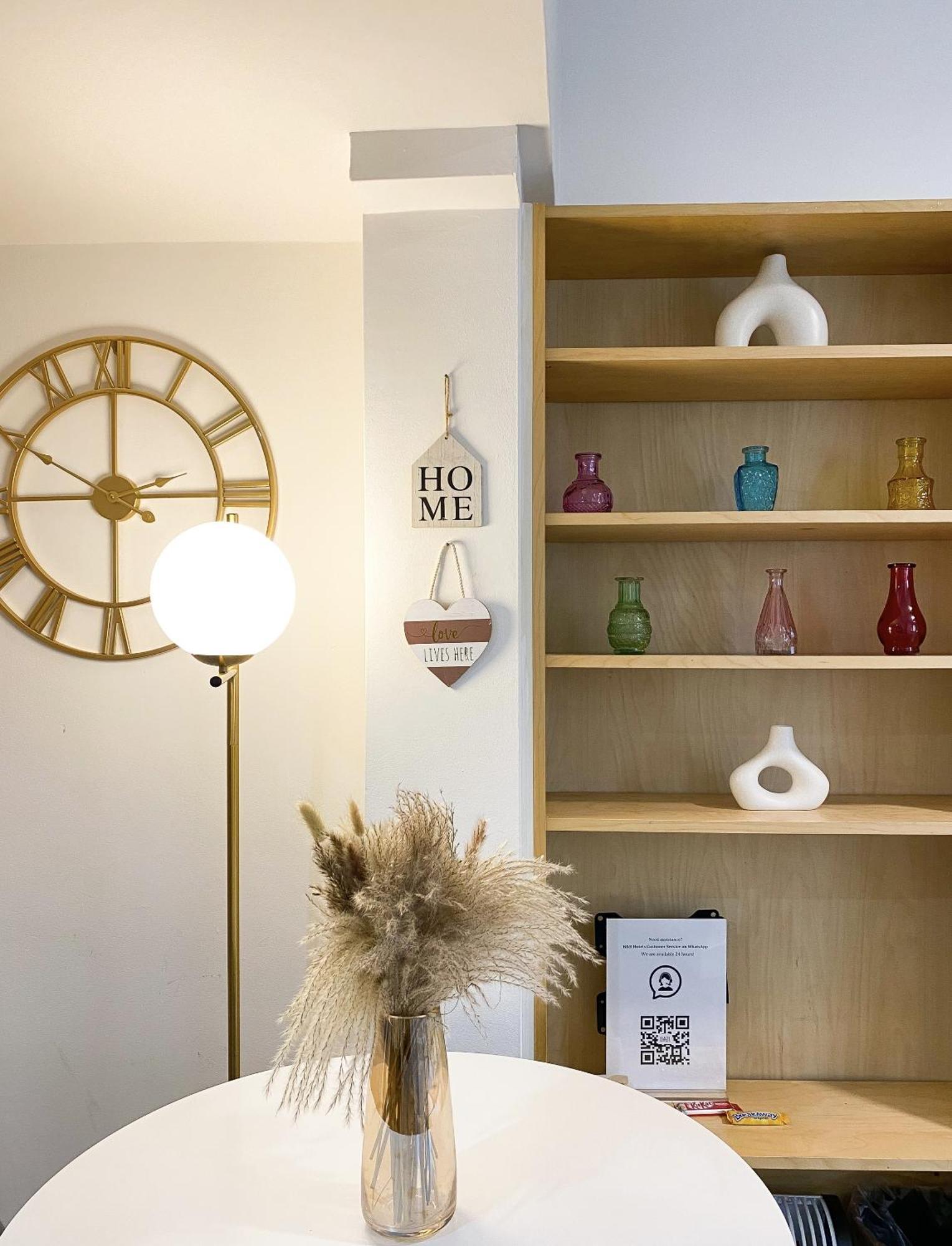 Modern Close To Hyde Park Apartment *