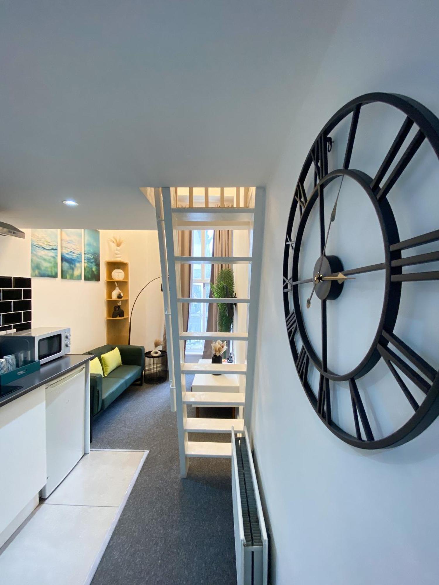 Modern Close To Hyde Park *