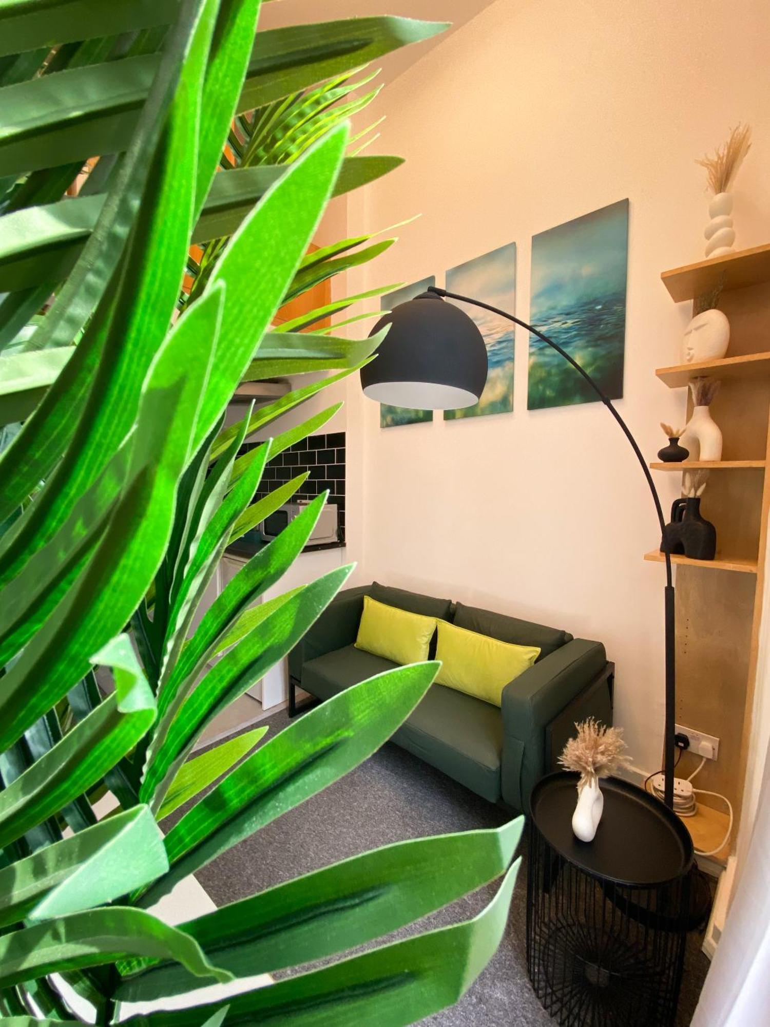Modern Close To Hyde Park