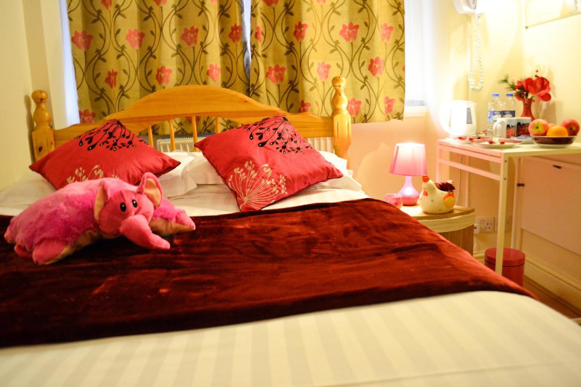 City London Hotel Hotell