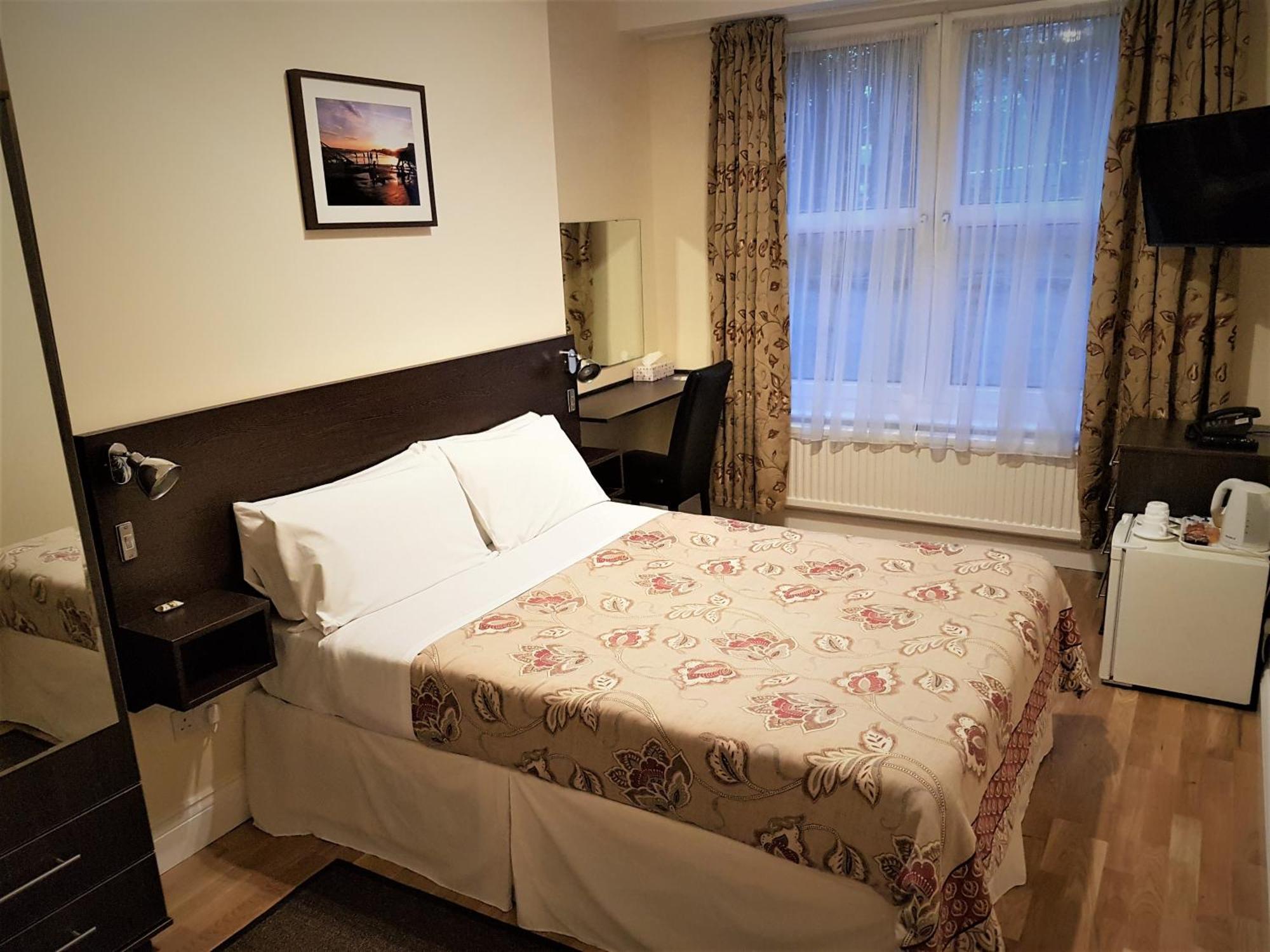 Hotel The Gateway 3*