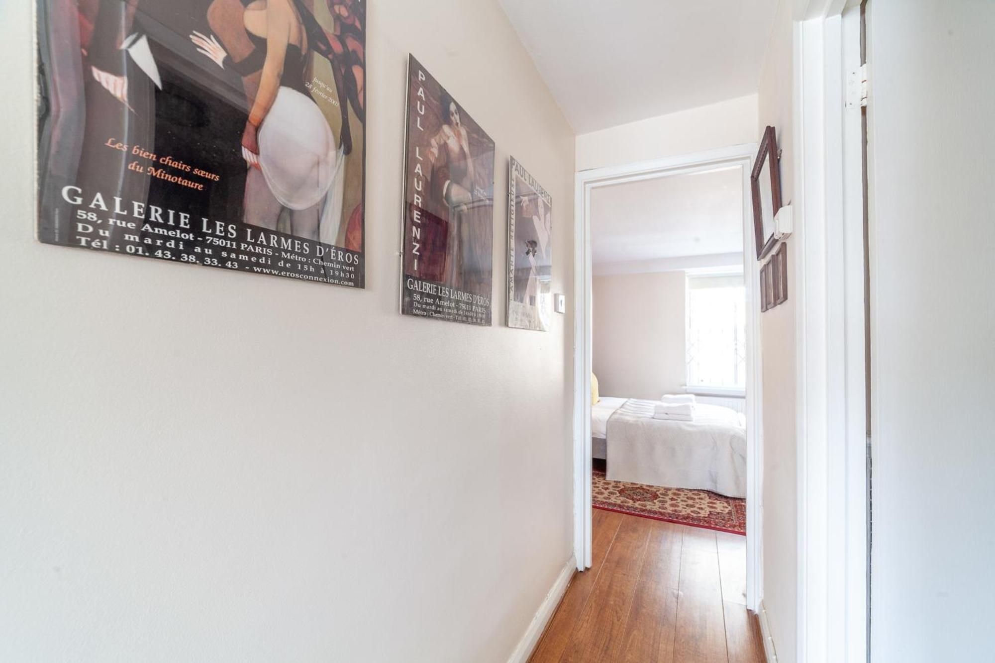 Apartment Stylish And Sleek Kensington London