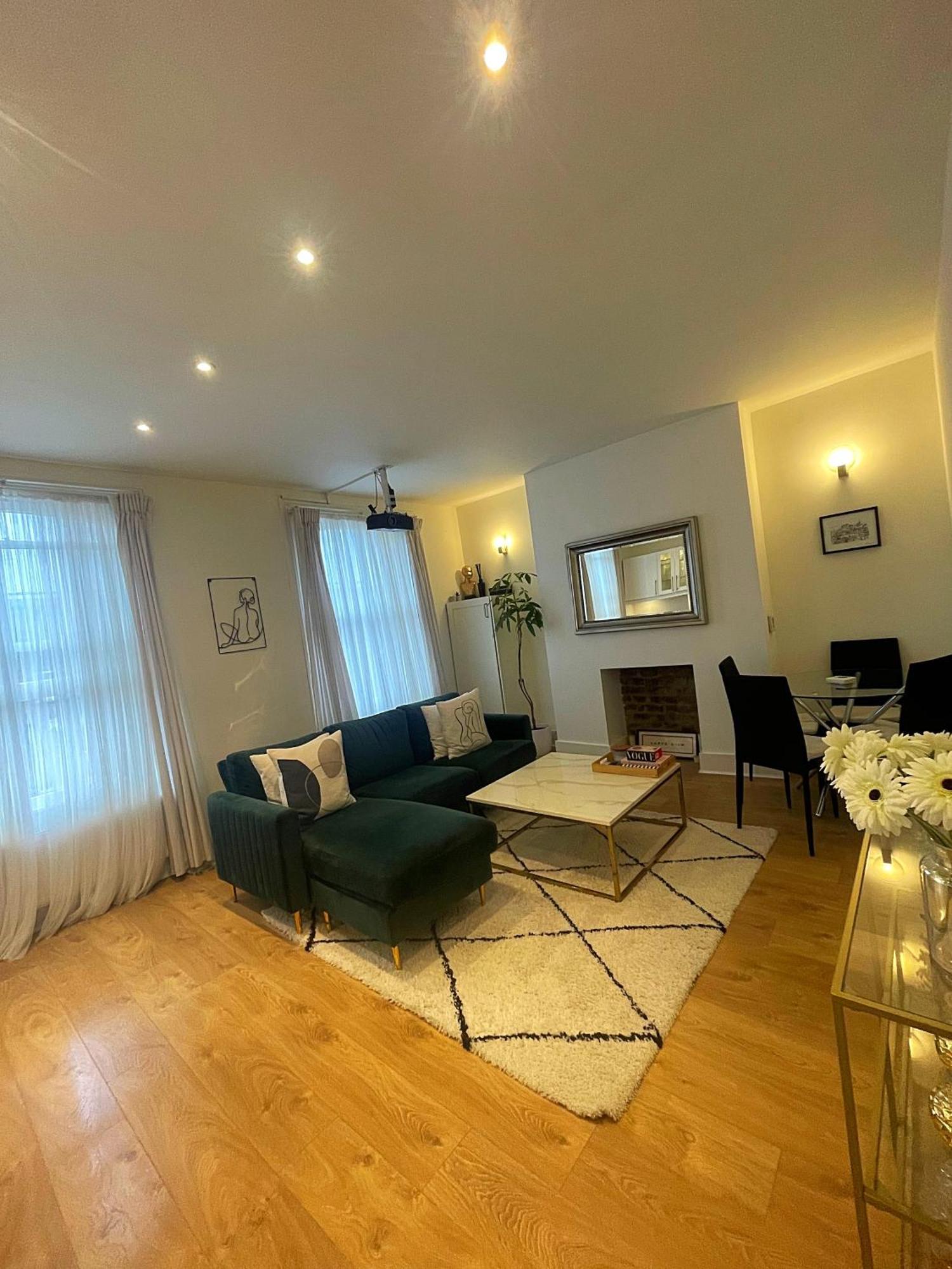 Queen Bedroom In Maida Vale Privatunterkunft *