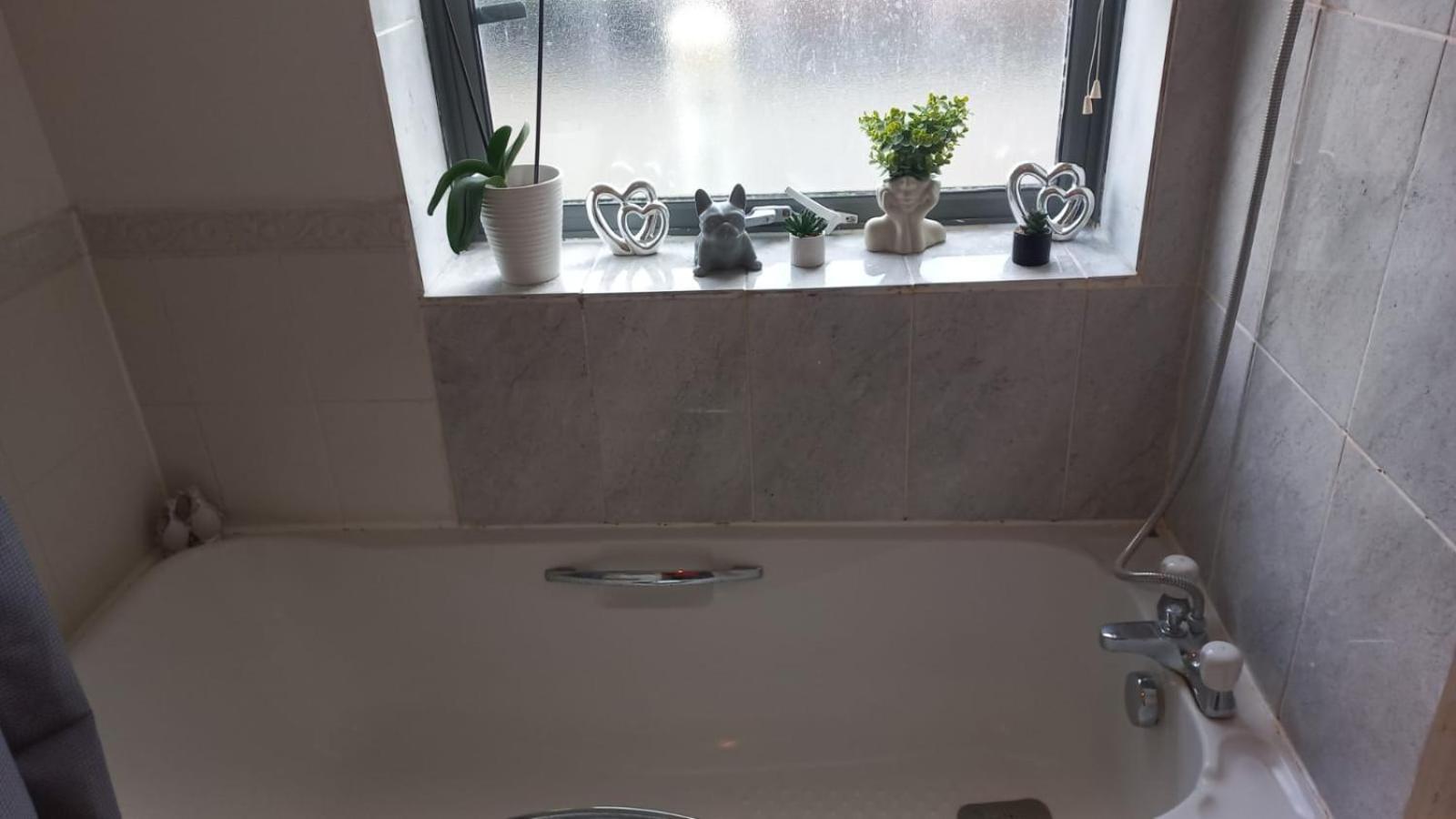 Comfy With Shared Bathroom Accommodatie bij particulieren *