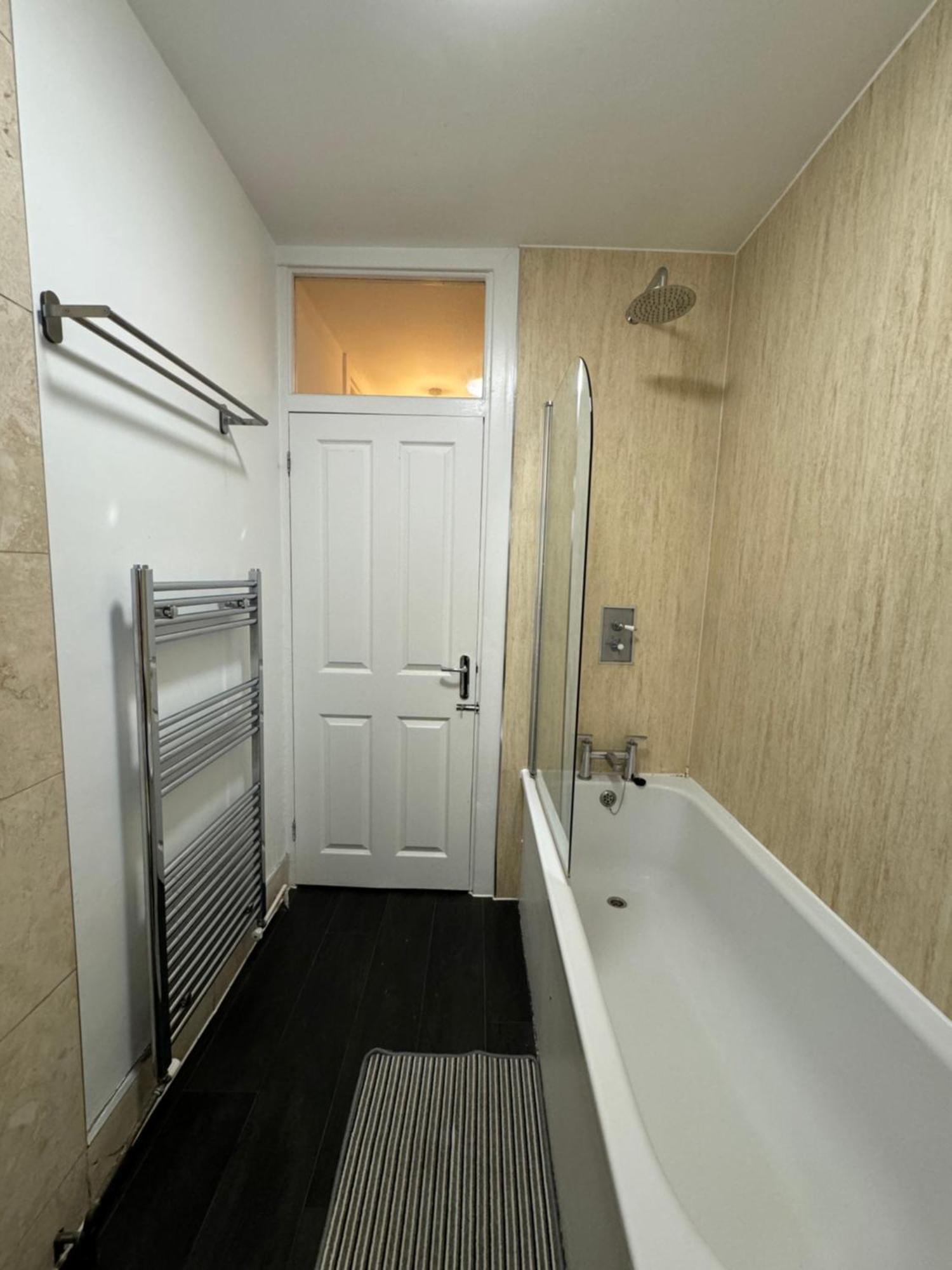 Apartment Manor Court London