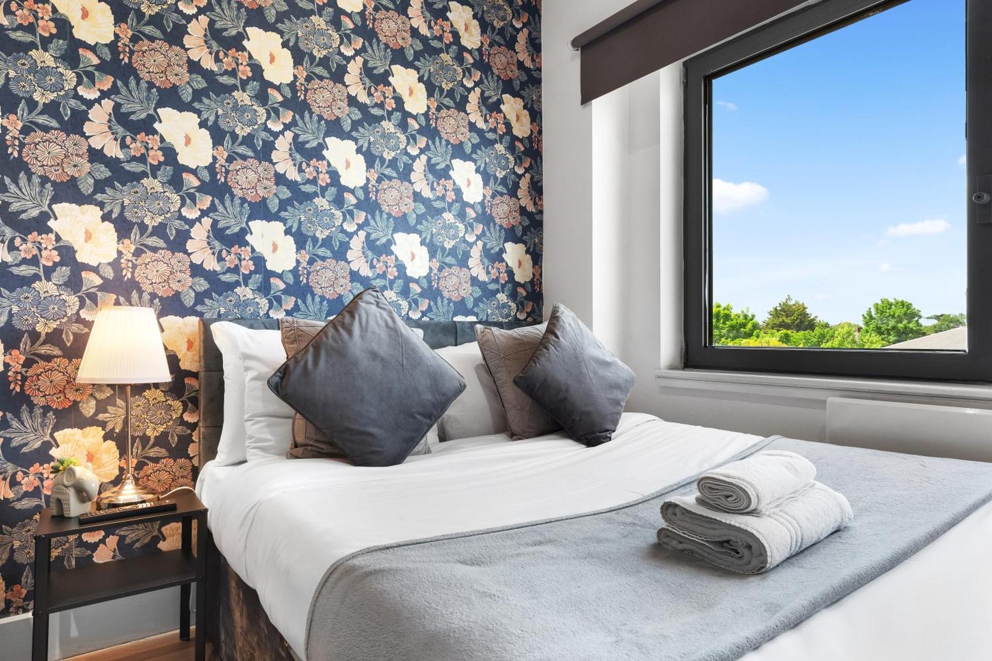 Apartment Charming 1-bed In London