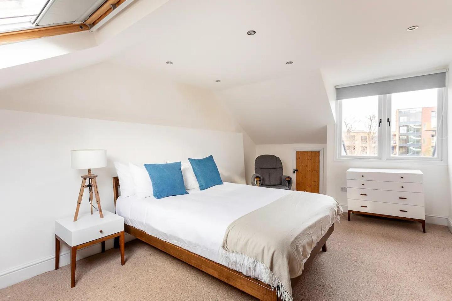 Pass The Keys Spacious Camberwell House 30min Bus *