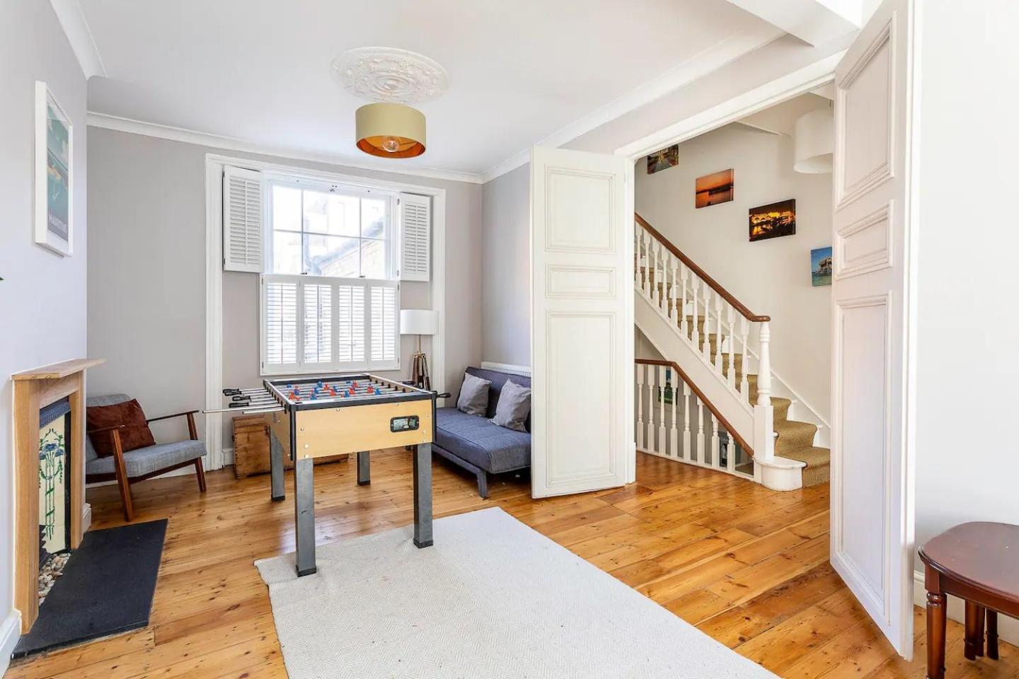 Ferienhaus Pass The Keys Spacious Camberwell House 30min Bus London