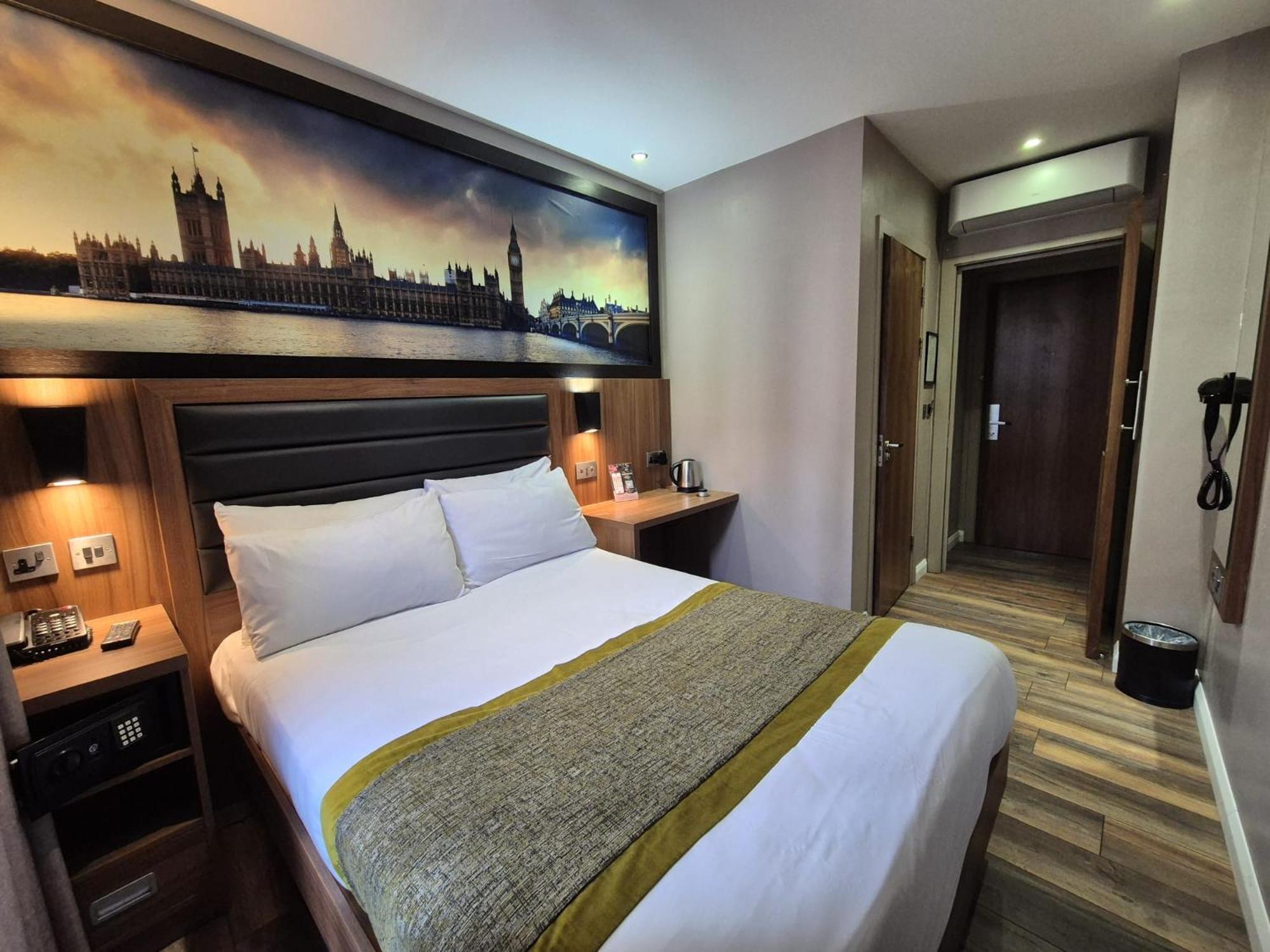 Hotel Court 3*