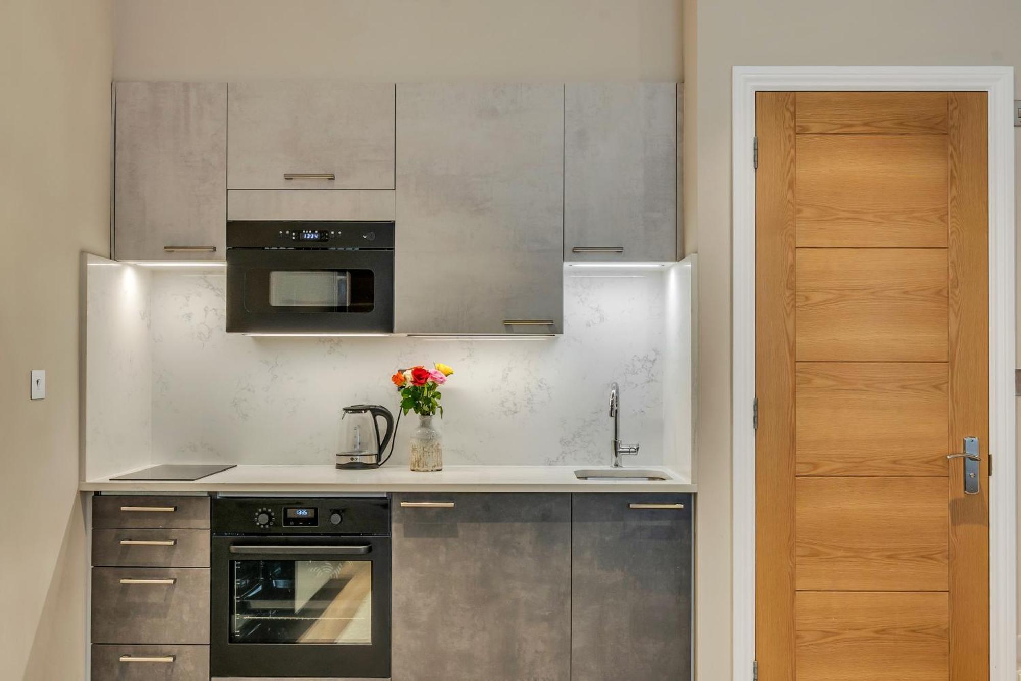 Redcliffe Gardens Apartment London