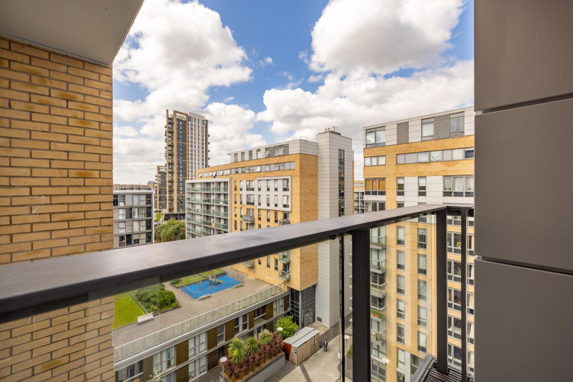 Apartment The Greenwich Collection London