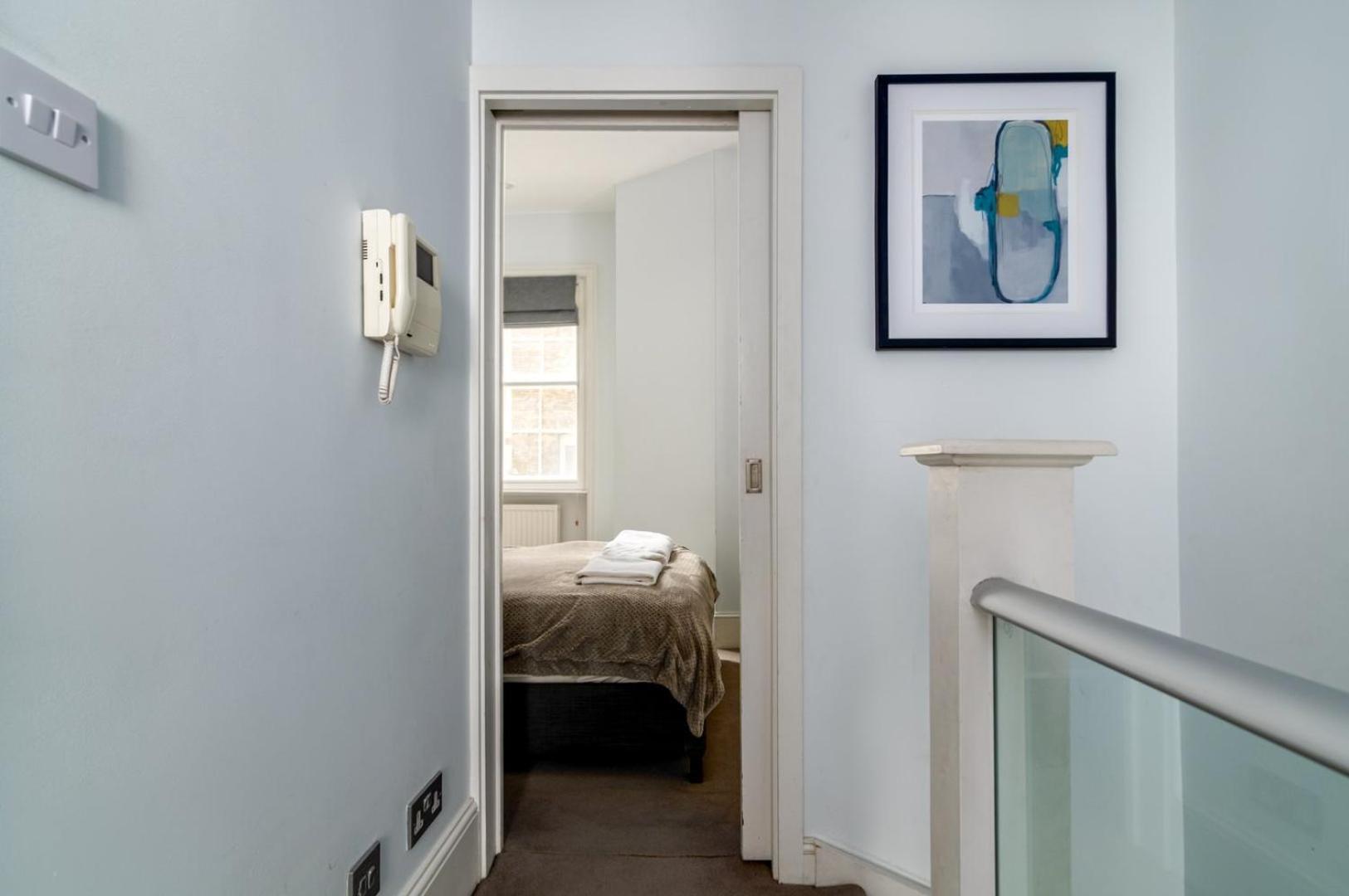 Guestready - Stunning Covent Garden 2br Duplex Londen