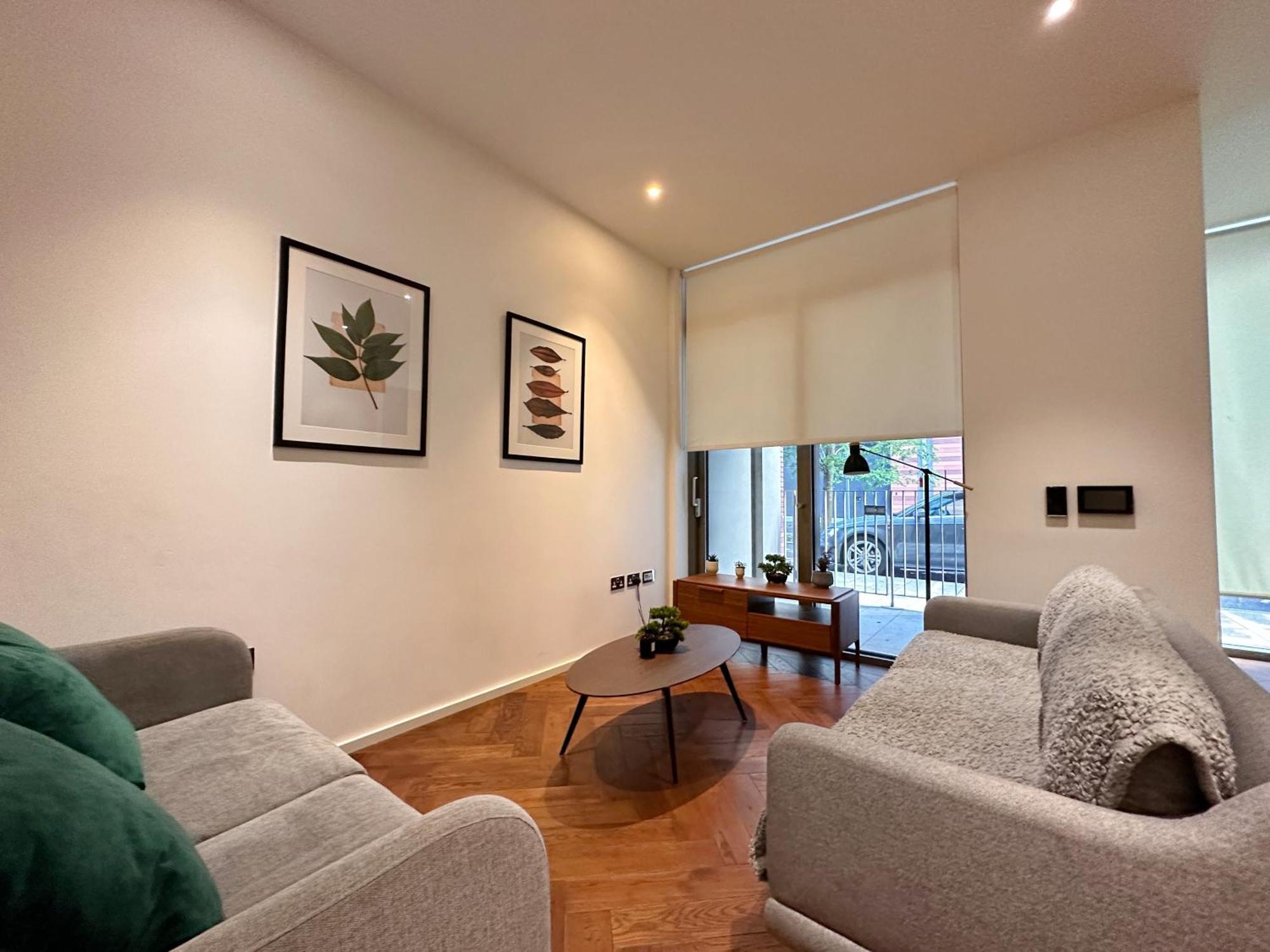 Luxury 2bed 2bath In Nine Elms In Modern Development Leilighet London