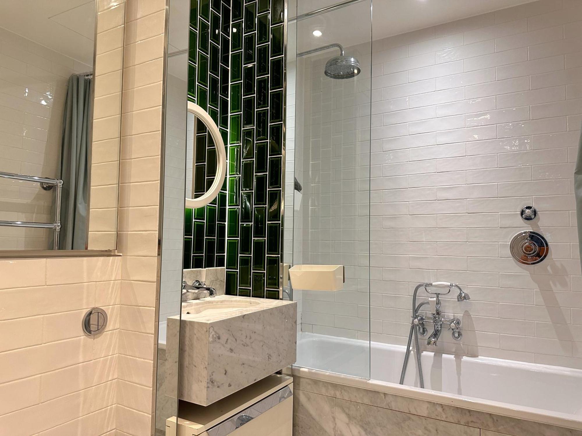 Leilighet Luxury 2bed 2bath In Nine Elms In Modern Development London