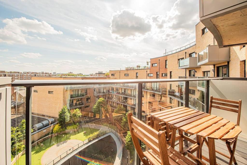Apartment Charming Flat With Balcony Near Tower Bridge *