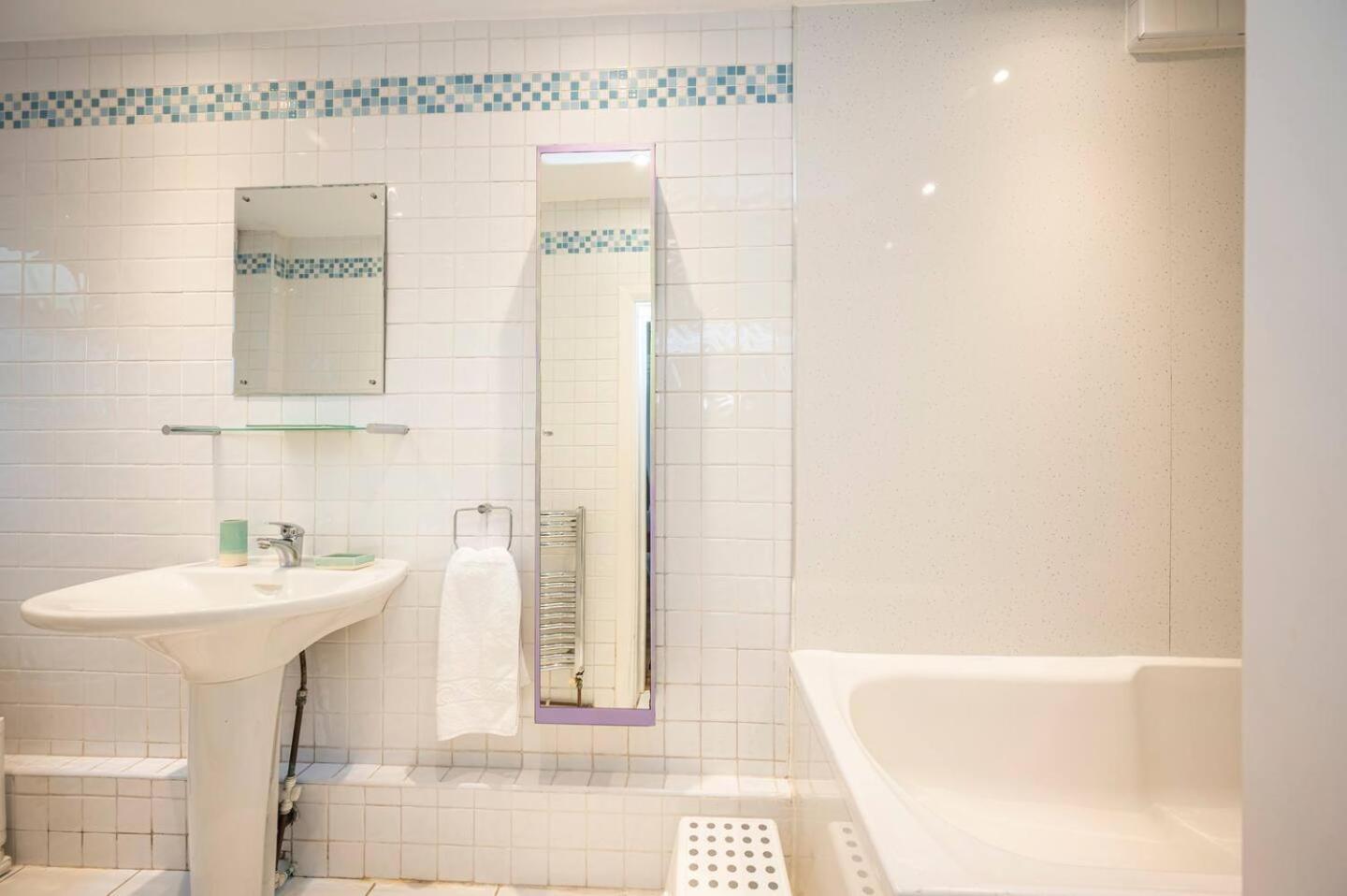 Spacious 20min To Bridge Pass The Keys Apartment *