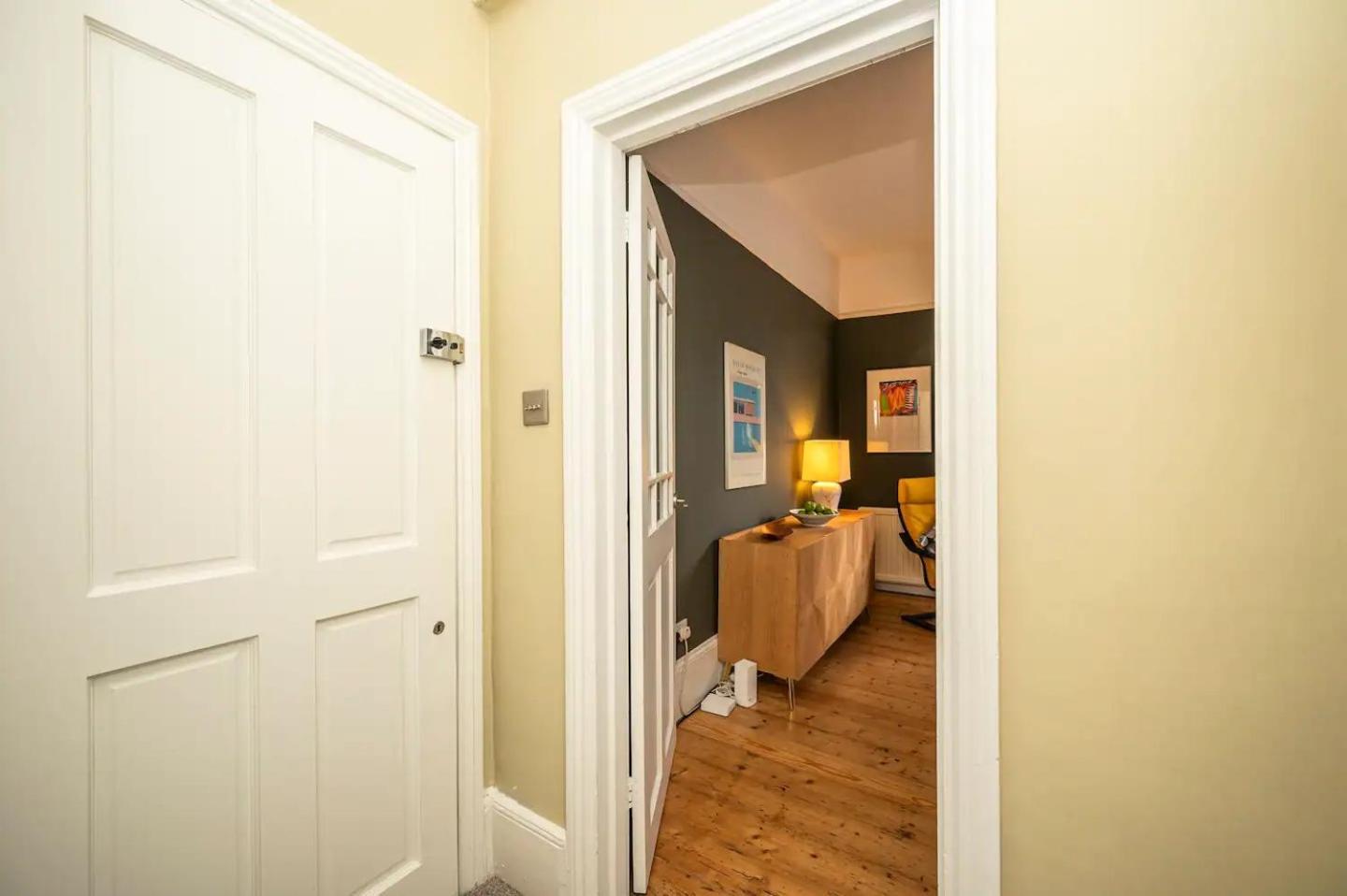 Spacious 20min To Bridge Pass The Keys Apartment