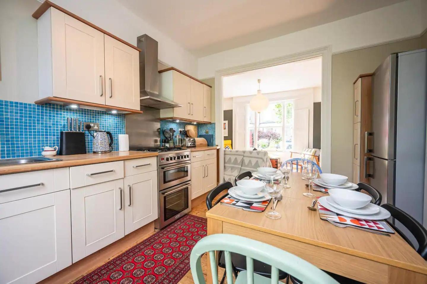 Spacious 20min To Bridge Pass The Keys * London