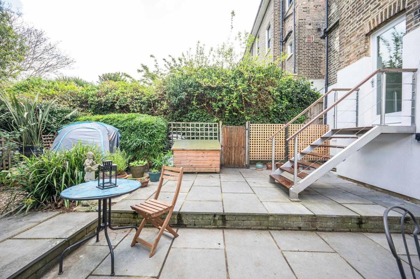 Apartment Spacious 20min To Bridge Pass The Keys London
