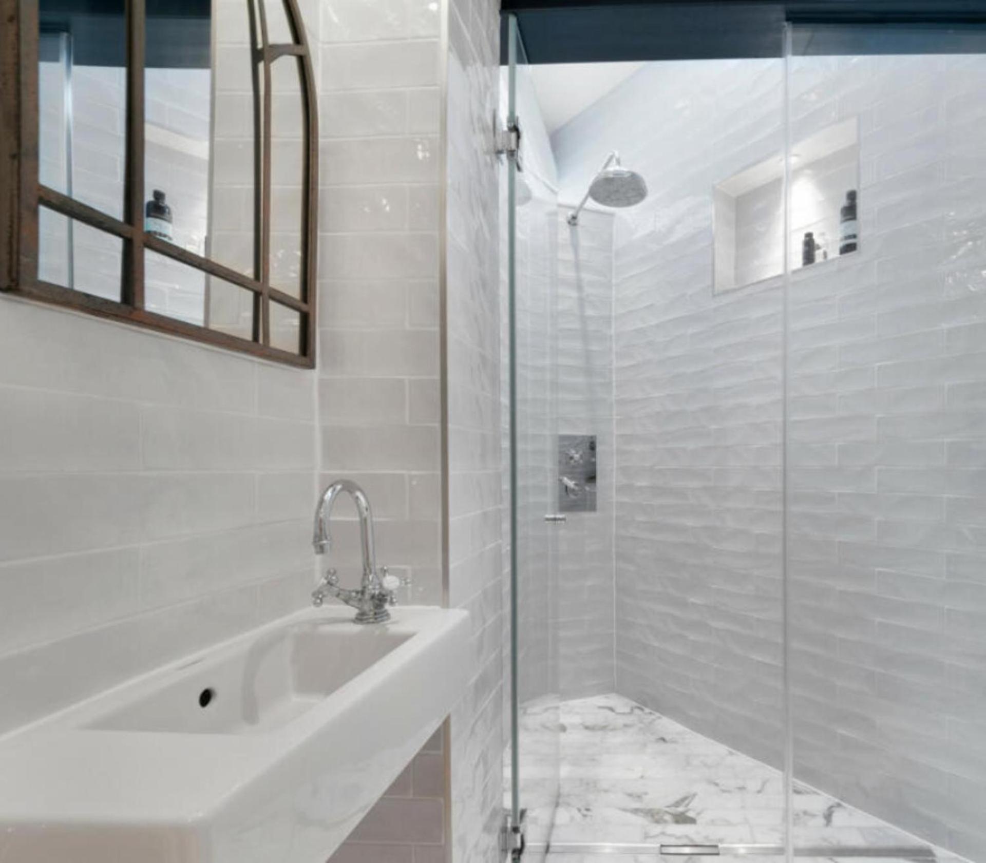 Centrally Located Stunning 3bed 2bath Se1 London