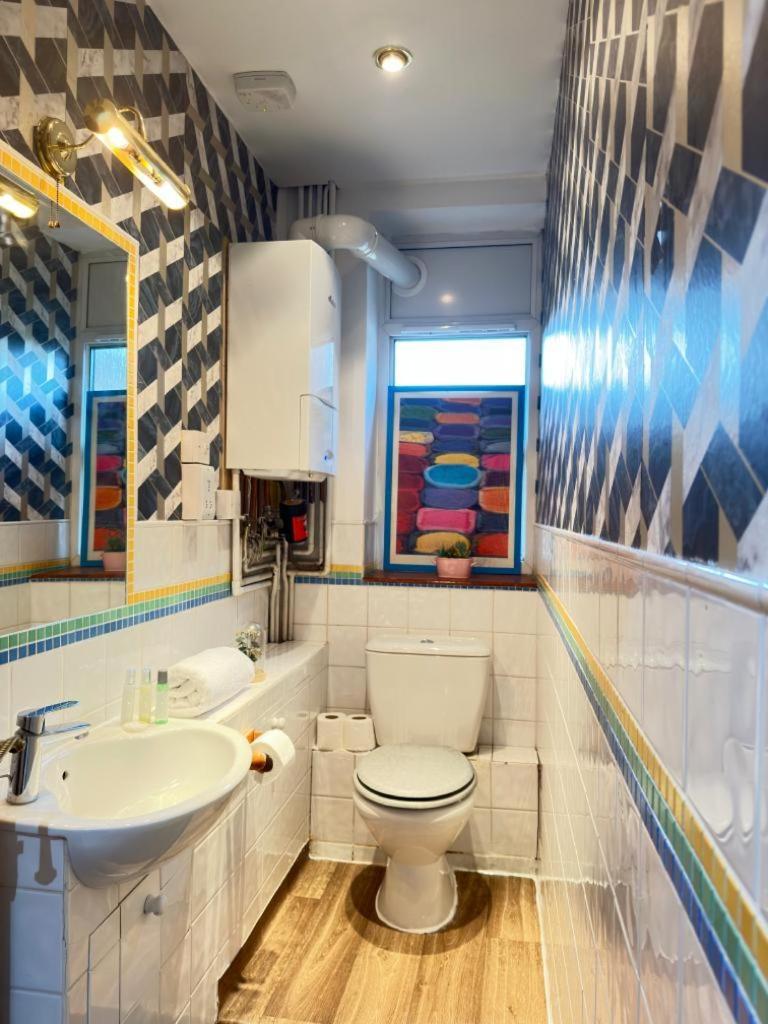 Central Three Bedroom *
