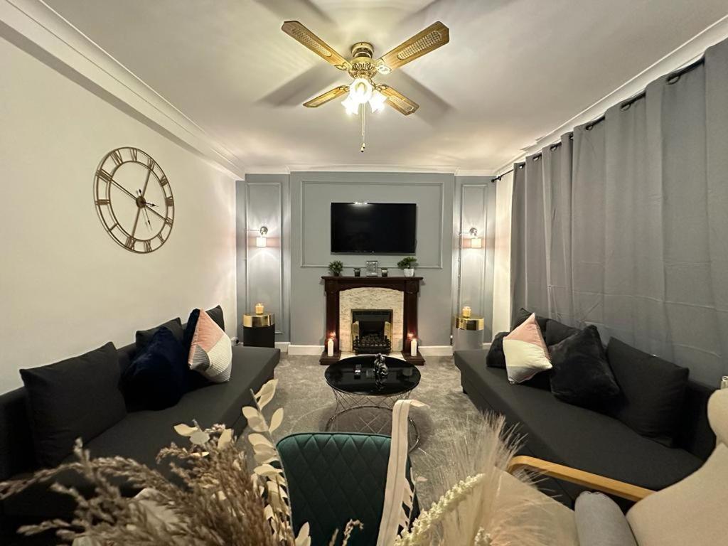 Central Three Bedroom London