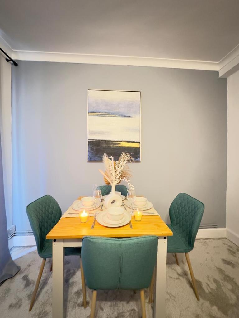 Apartment Central Three Bedroom