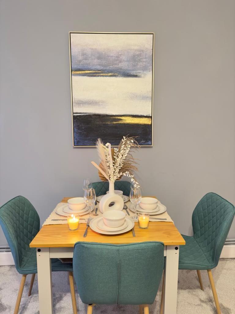 Central Three Bedroom *