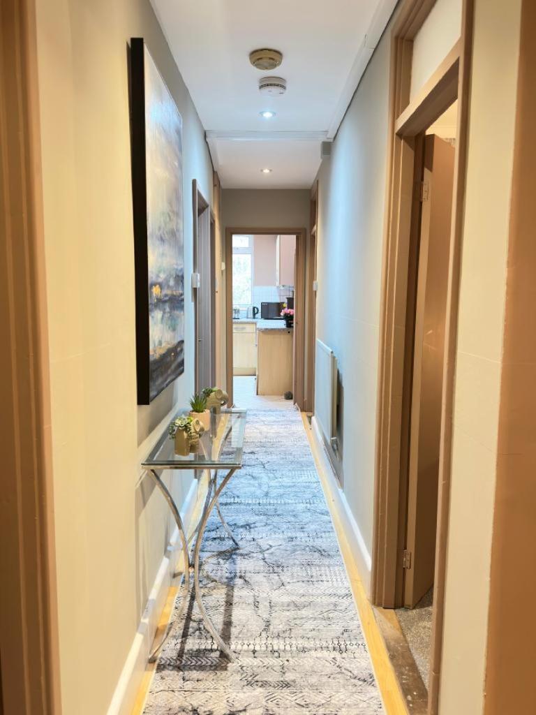 Central Three Bedroom * London
