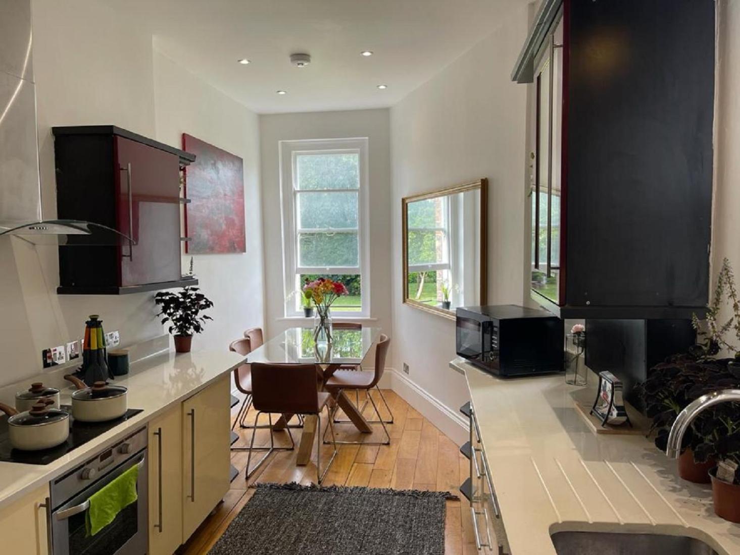 Exceptional 3 Bedroom Mansion Block, Maida Vale, Paddington W9 Nw8 Lords Cricket Apartment *