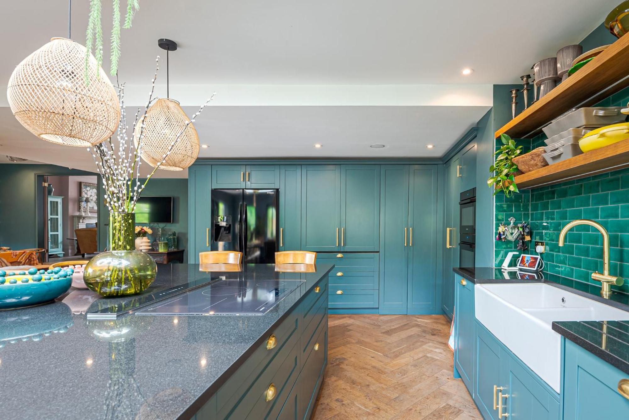 Heaver House - Stunning, Large 5br Nr Tube And Tooting Common Villa London