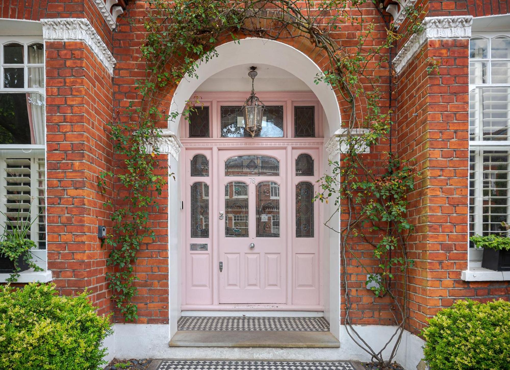 Heaver House - Stunning, Large 5br Nr Tube And Tooting Common Villa