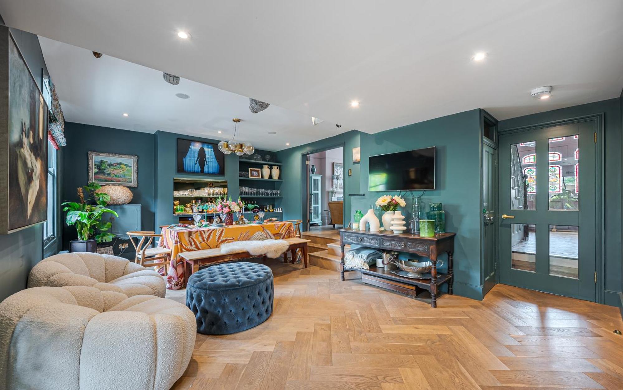 Heaver House - Stunning, Large 5br Nr Tube And Tooting Common Villa *