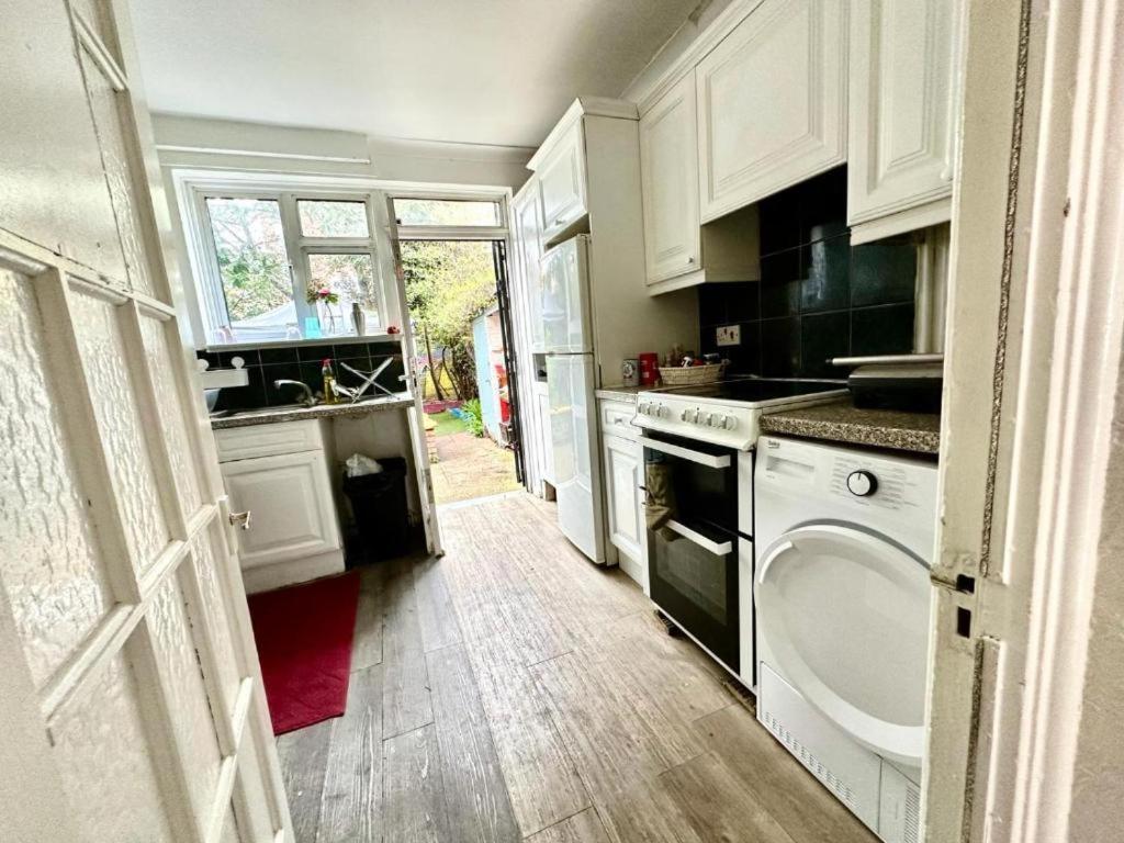 Gasthuis Whitechapel Lindley House R2 *