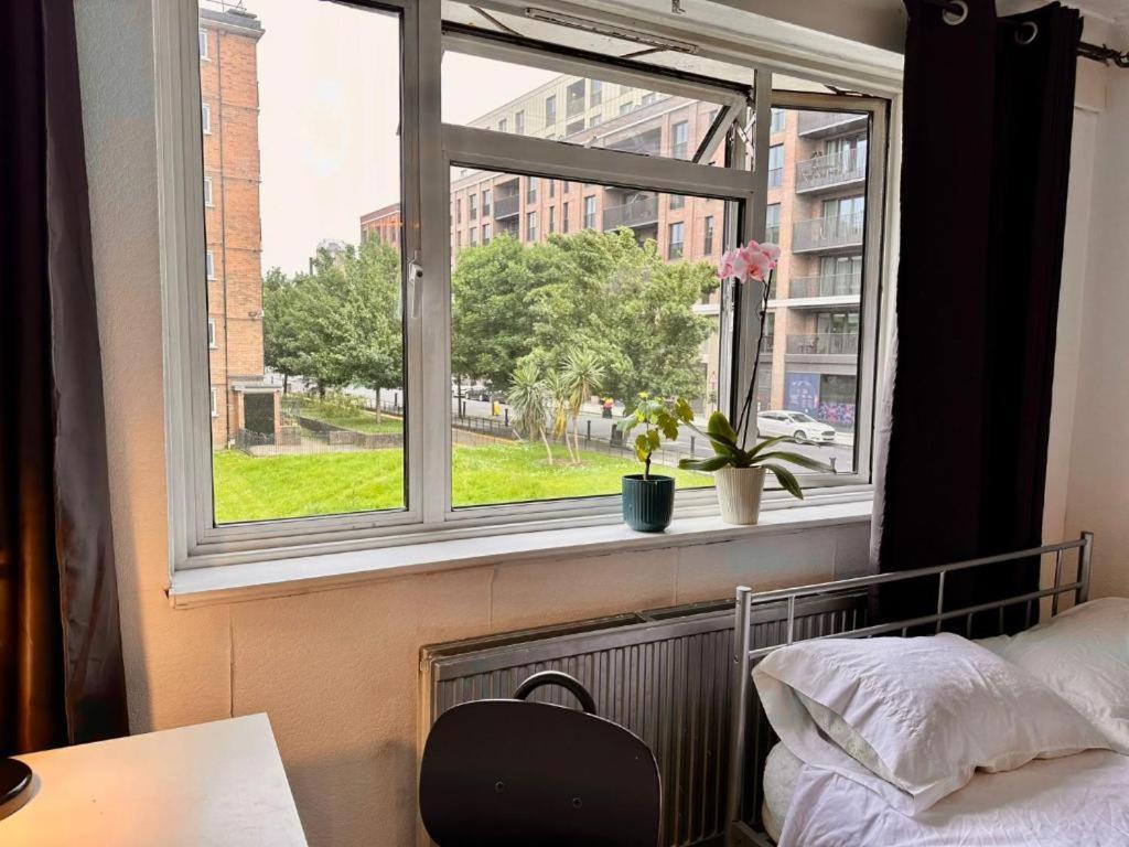 Whitechapel Lindley House R2 Gasthuis Londen