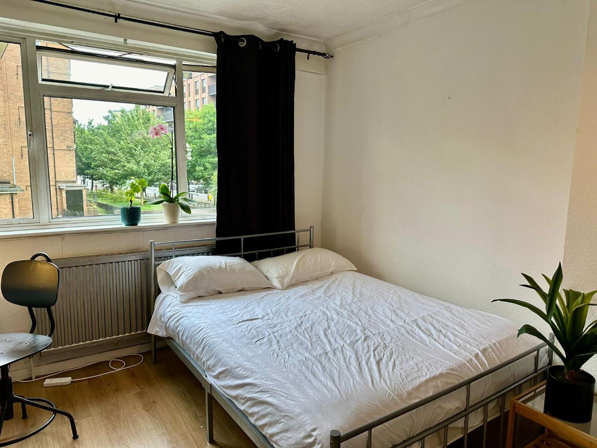 Gasthuis Whitechapel Lindley House R2 *