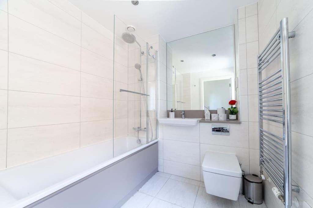 Leilighet Stunning 5-bedroom Retreat In The Heart Of *