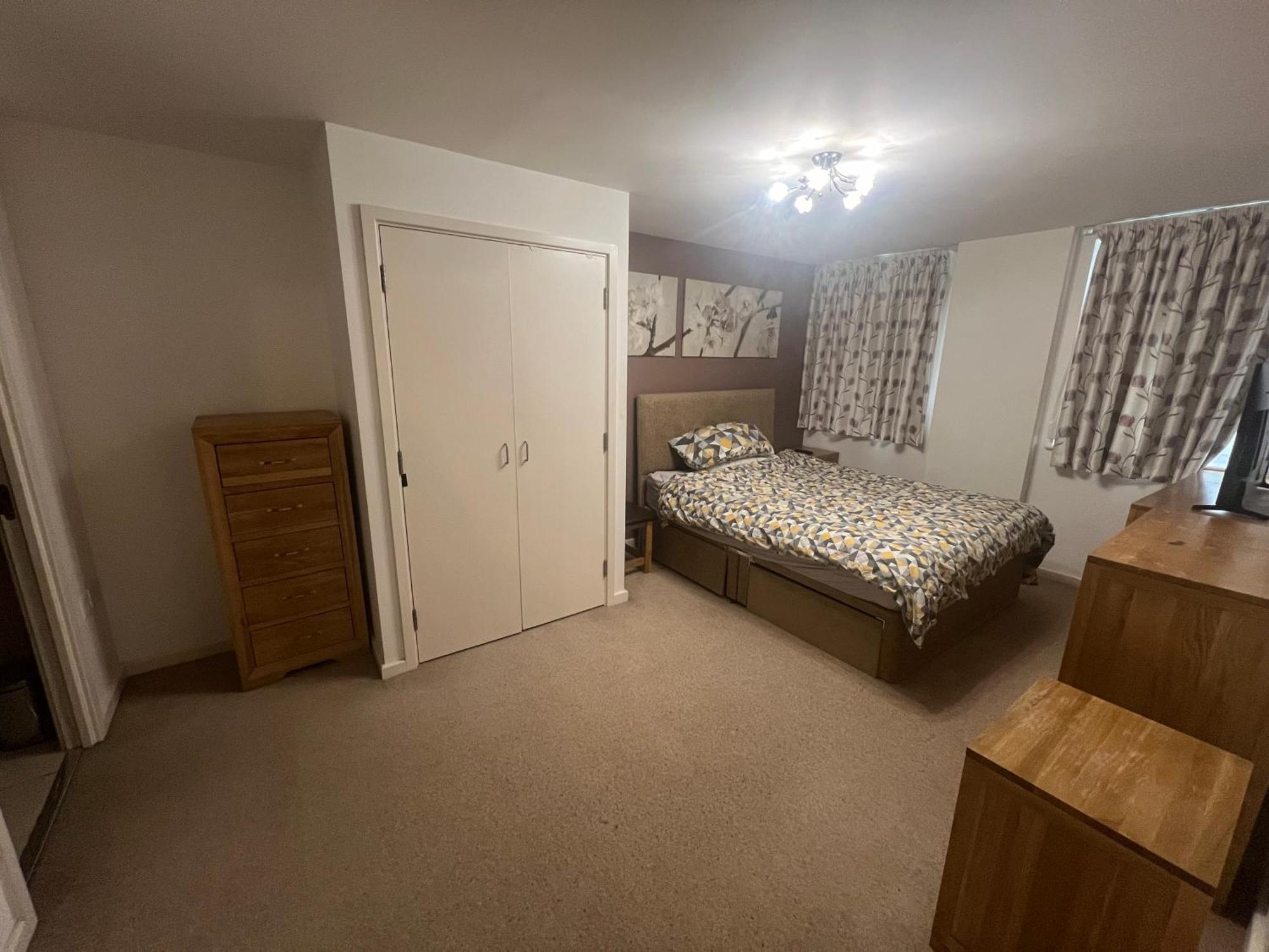 Apartment The Spot London