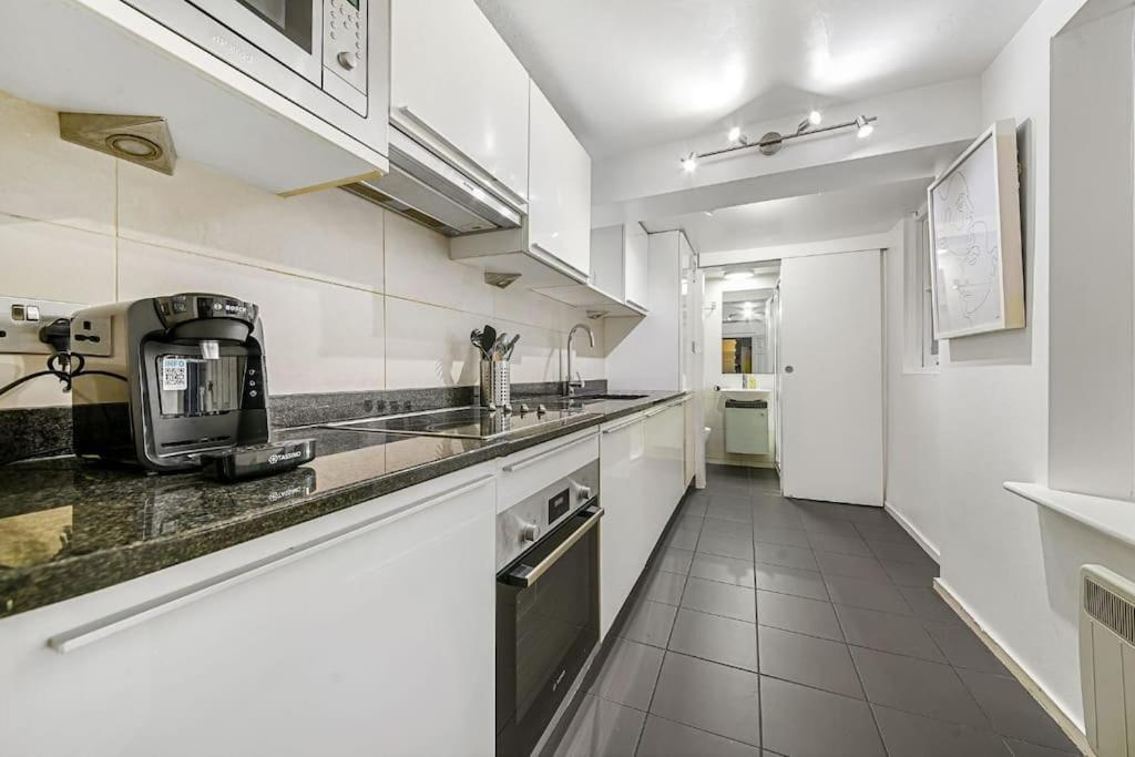 Chic 2 Bedroom Flat In Marble Arch Apartment *