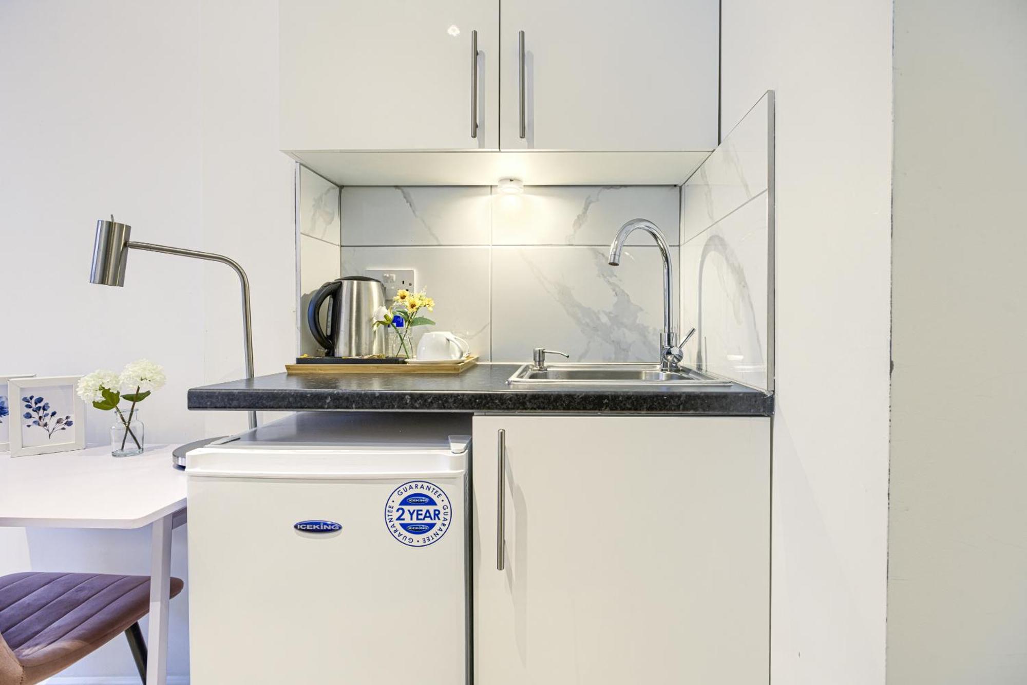 The Finsbury Deluxe Apartment *