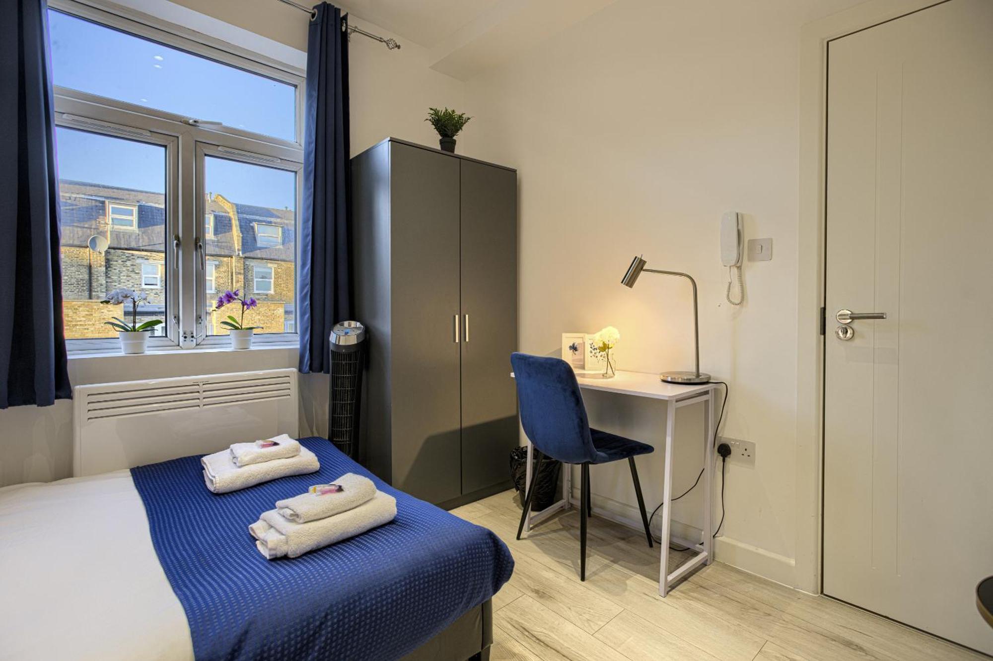 The Finsbury Deluxe Apartment London