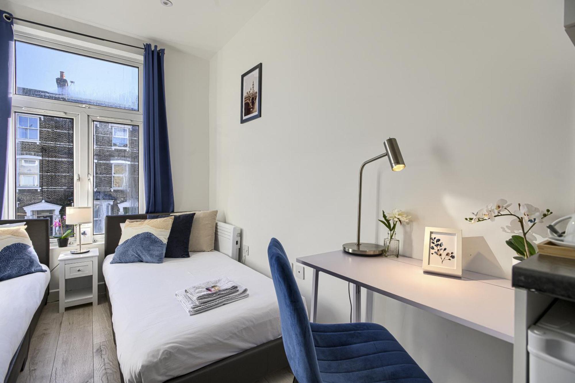The Finsbury Deluxe